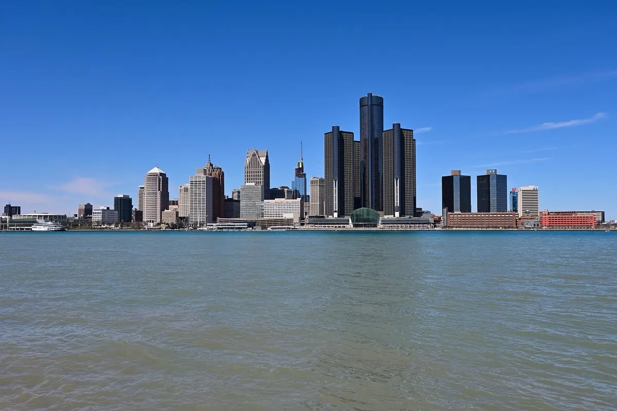 Detroit skyline seen from across the Detroit River on the Windsor riverfront